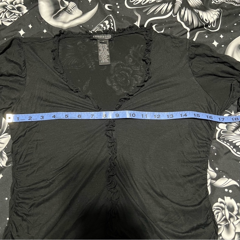 Kenneth Cole Gothic Ruffle Top, Med - Picture 5 of 6